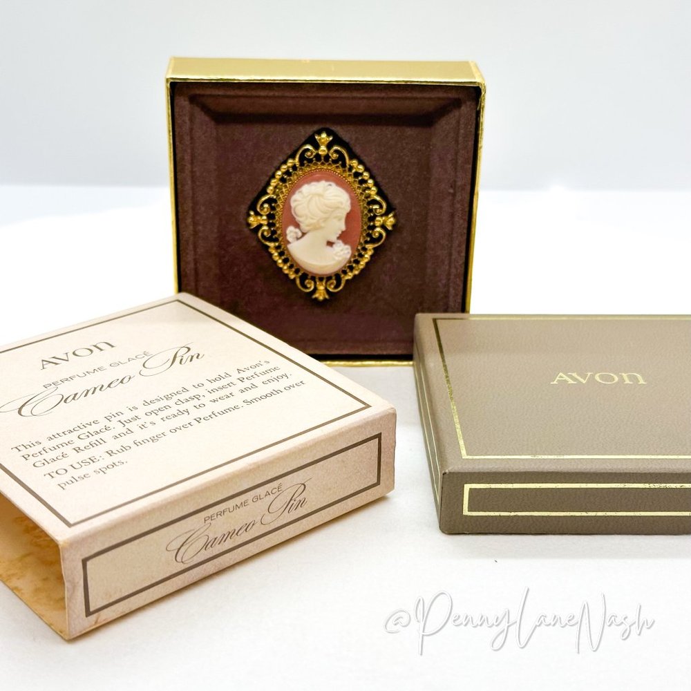 NIB Vintage Avon Perfume Glace Silhouette Cameo Pin Brooch - Picture 1 of 7